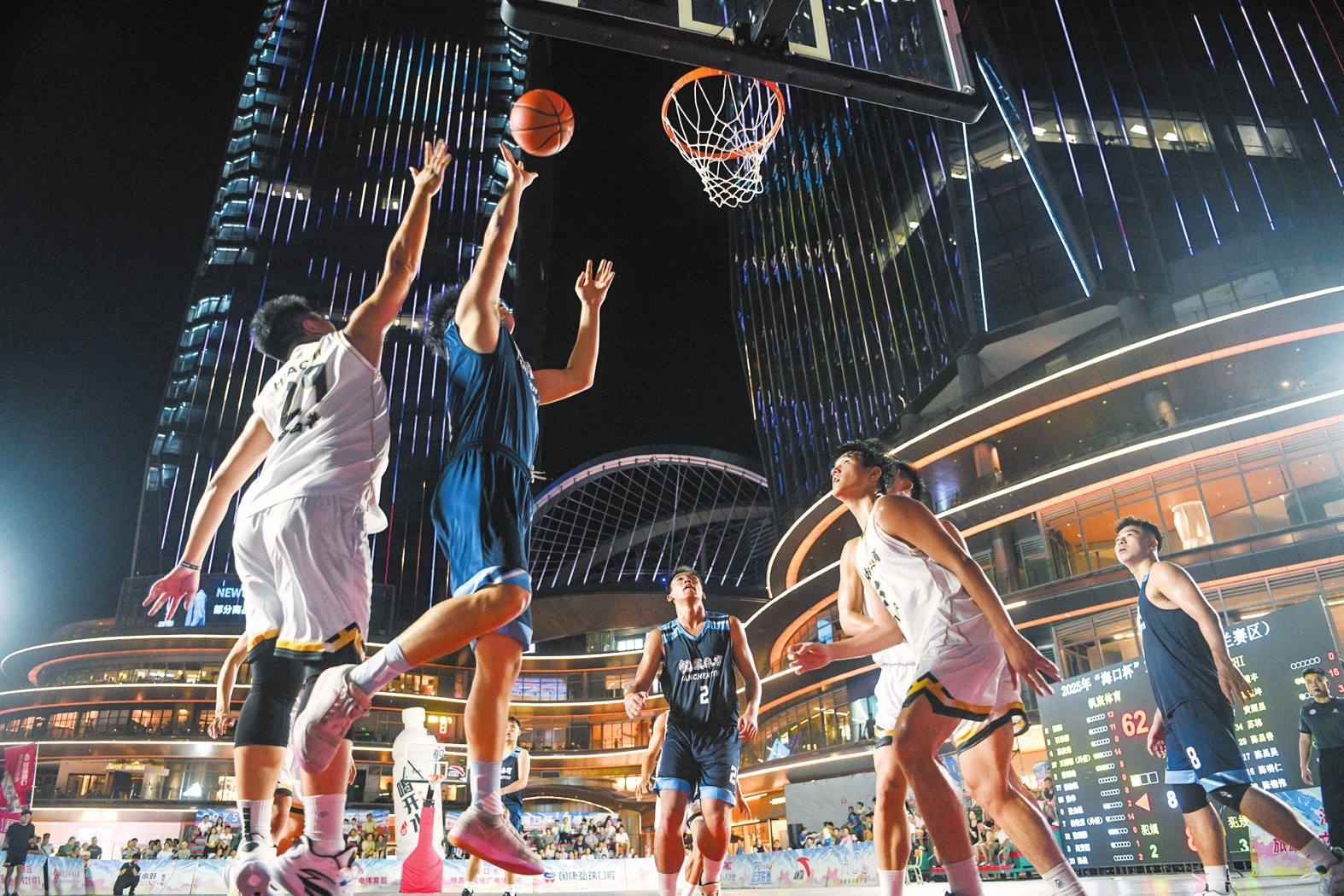 篮球职业生涯风光收官，球员赛场告别