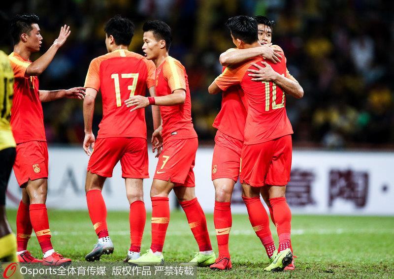 马来西亚队翻盘日本队，黄鸭组合带队取胜