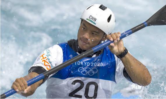 精湛技术实现突破，夺得金牌称雄赛场