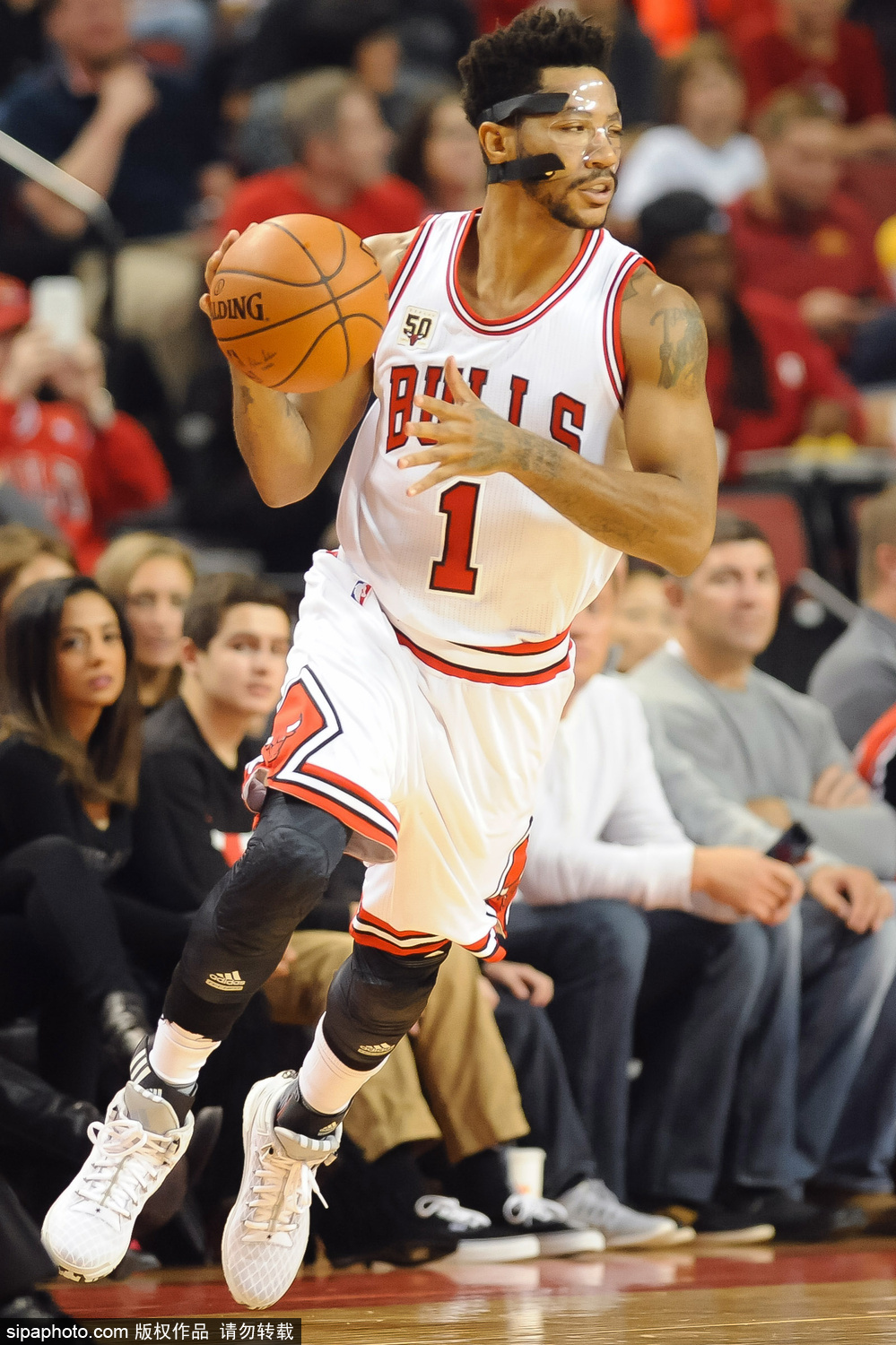 小牛诸将全面发力,轻取公牛取胜赛局 小牛诸将全面发力,轻取公牛取胜赛局